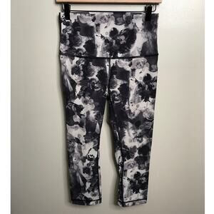 Lululemon High Rise Cropped Floral Leggings Women's Size 8
